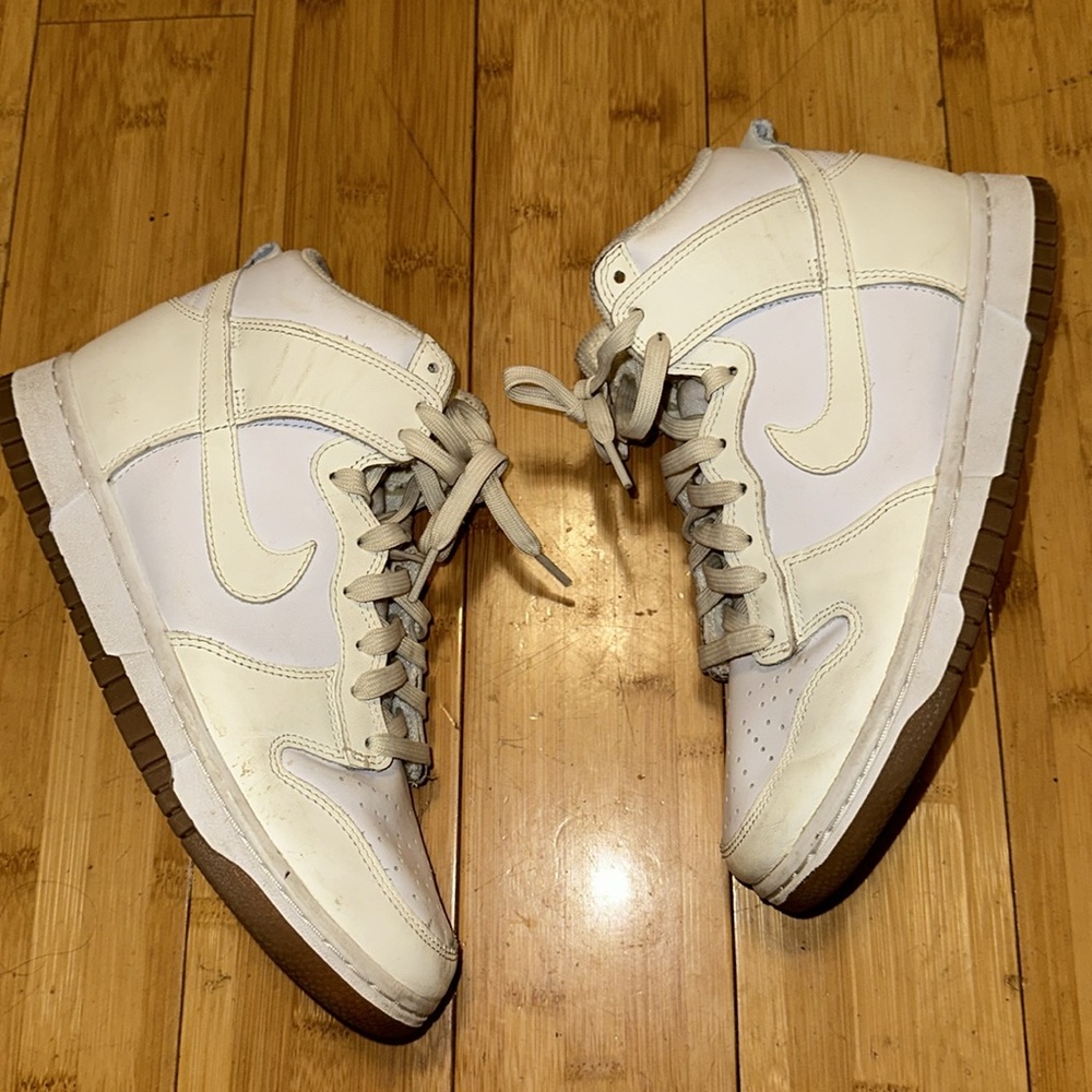 Nike Dunks Hi Top